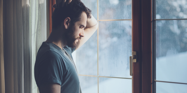 Seasonal Affective Disorder: Symptoms, Risks & Solutions