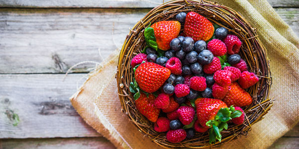 Picking the Healthiest Fruits: Berry Nutrition & Benefits