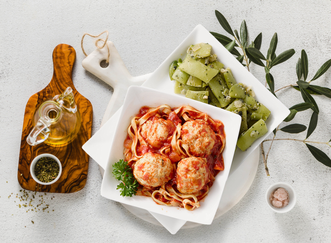 Chicken Meatballs with Marinara & Spaghetti