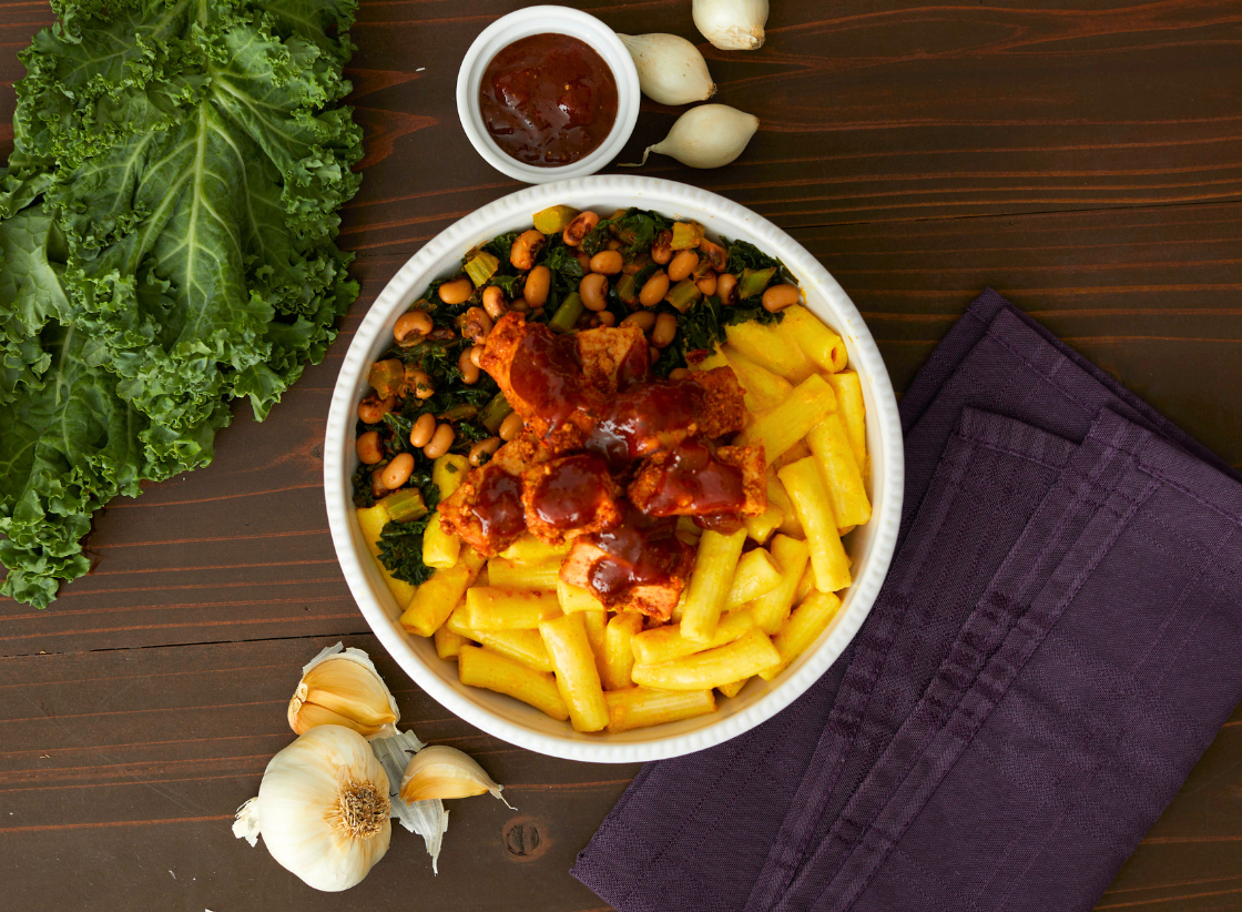 Vegan Mac & Cheez with BBQ Tofu