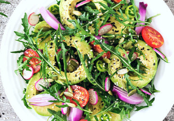 How to Make a Good Salad Packed with Flavor & Nutrients