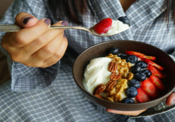 11 Healthy Midnight Snack Ideas for Any Craving