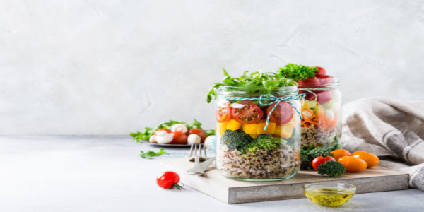 Make Ahead 7-Layer Salads in a Jar - That Skinny Chick Can Bake
